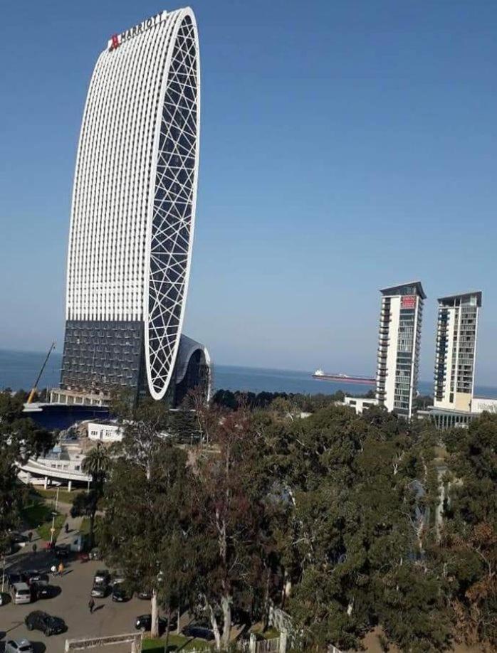 Apartament With Sea View Batumi Zewnętrze zdjęcie